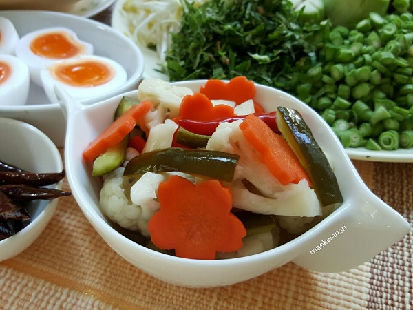 ขนมจีนน้ำยาใต้ ขนมจีนน้ำยาใต้