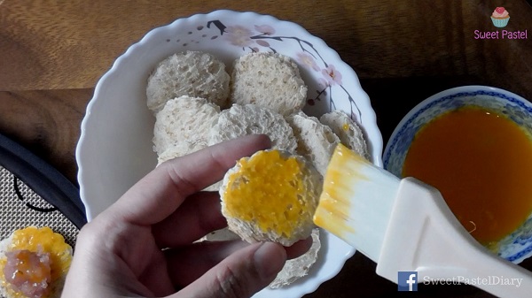 ขนมปังหน้าหมู ขนมปังหน้าหมู