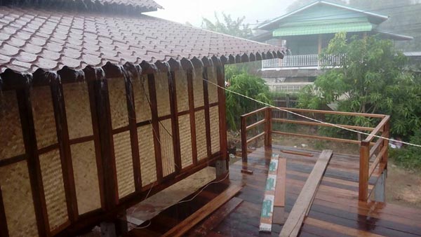 บ้านไม้ชั้นเดียวใต้ถุนสูง บ้านไม้ชั้นเดียวใต้ถุนสูง