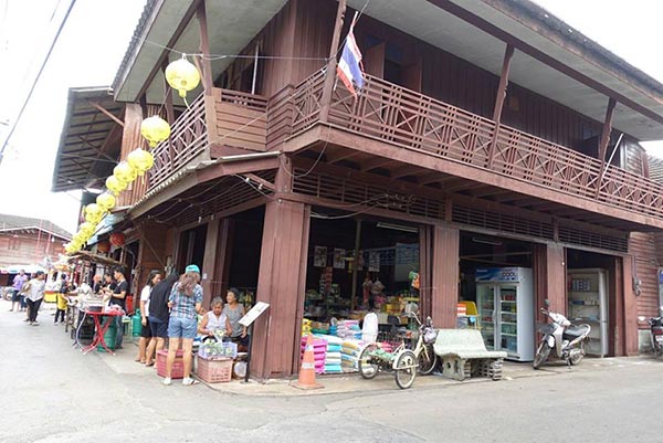 ชุมชนขนมแปลก ชุมชนขนมแปลก