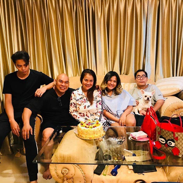 บ้านดาราตลก บ้านดาราตลก