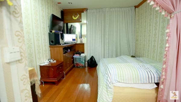 บ้านดาราตลก บ้านดาราตลก