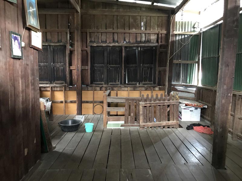 รีโนเวทบ้านครึ่งปูนครึ่งไม้ 2 ชั้น รีโนเวทบ้านครึ่งปูนครึ่งไม้ 2 ชั้น