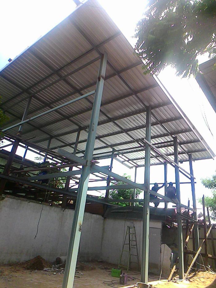 รีโนเวทบ้านครึ่งปูนครึ่งไม้ 2 ชั้น รีโนเวทบ้านครึ่งปูนครึ่งไม้ 2 ชั้น