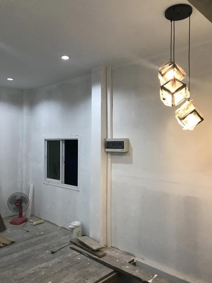 รีโนเวทบ้านครึ่งปูนครึ่งไม้ 2 ชั้น รีโนเวทบ้านครึ่งปูนครึ่งไม้ 2 ชั้น