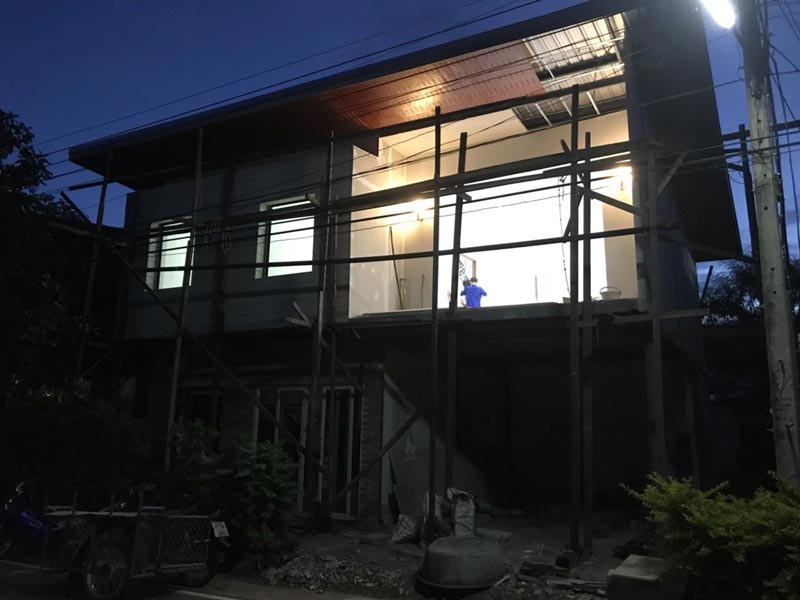 รีโนเวทบ้านครึ่งปูนครึ่งไม้ 2 ชั้น รีโนเวทบ้านครึ่งปูนครึ่งไม้ 2 ชั้น