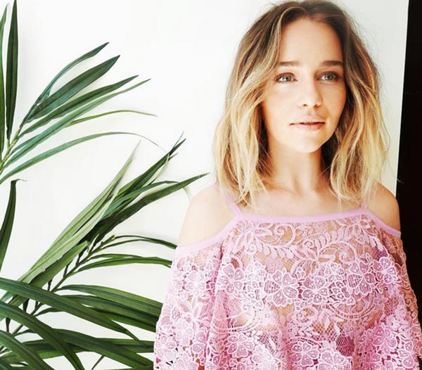 เอมิเลีย คลาร์ก เอมิเลีย คลาร์ก