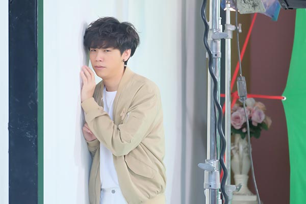 คชา นนทนันท์ อัญชุลีประดิษฐ์ คชา นนทนันท์ อัญชุลีประดิษฐ์