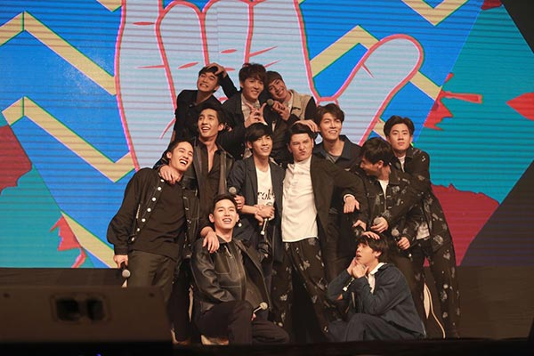 Y I LOVE YOU FAN PARTY Y I LOVE YOU FAN PARTY