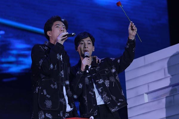 Y I LOVE YOU FAN PARTY Y I LOVE YOU FAN PARTY