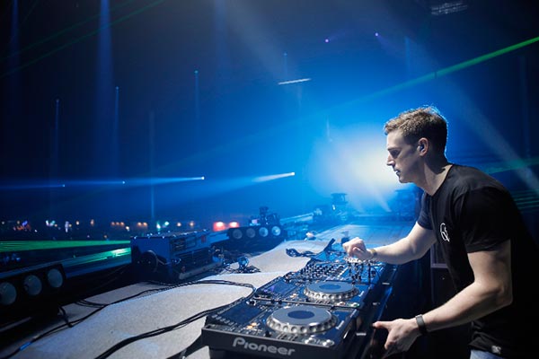 TRANSMISSION TRANSMISSION