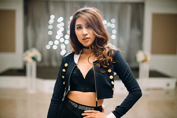 เอม สาธิดา ปิ่นสินชัย เอม สาธิดา ปิ่นสินชัย