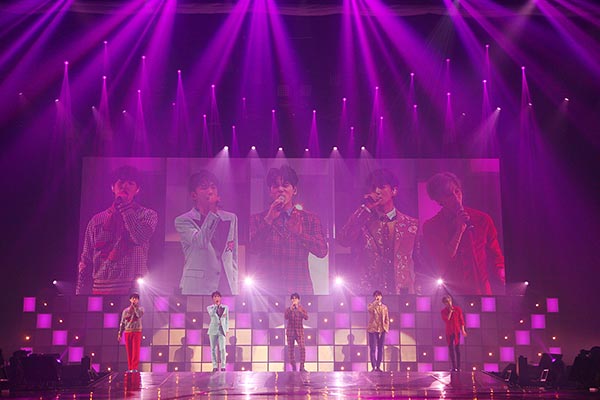 SHINee SHINee