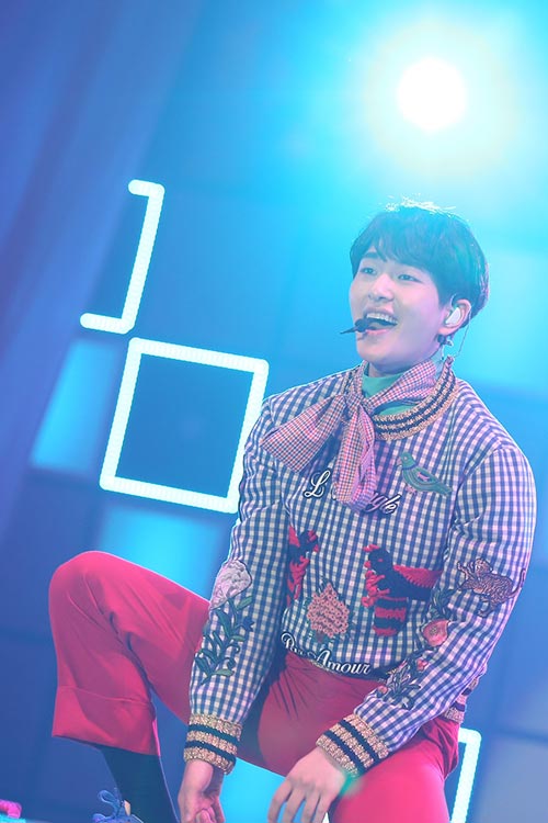 SHINee SHINee