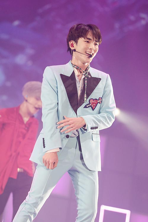 SHINee SHINee