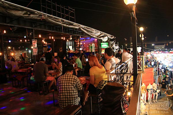 ตลาดคนเดินสายใต้ใหม่ ตลาดคนเดินสายใต้ใหม่