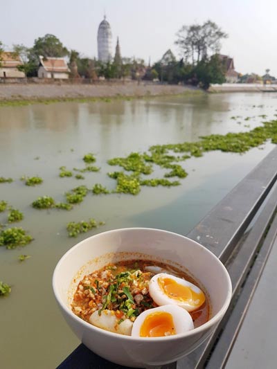 ร้านก๋วยเตี๋ยวริมน้ำ ร้านก๋วยเตี๋ยวริมน้ำ