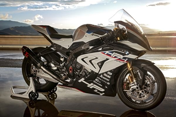 BMW HP4 Race BMW HP4 Race