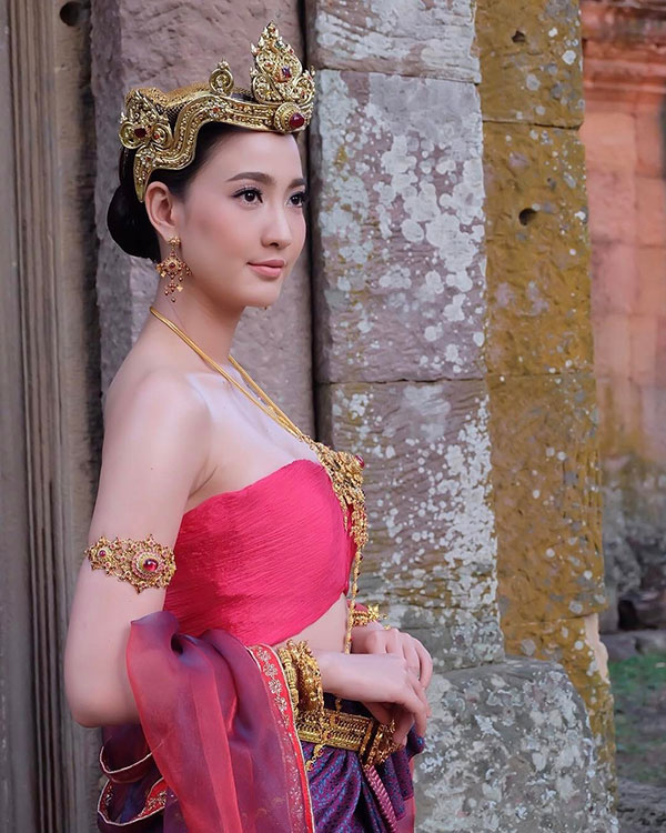 แต้ว ณฐพร แต้ว ณฐพร