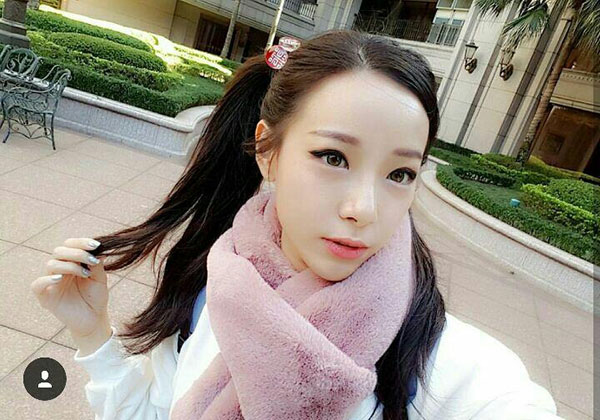 ทับทิม มัลลิกา ทับทิม มัลลิกา