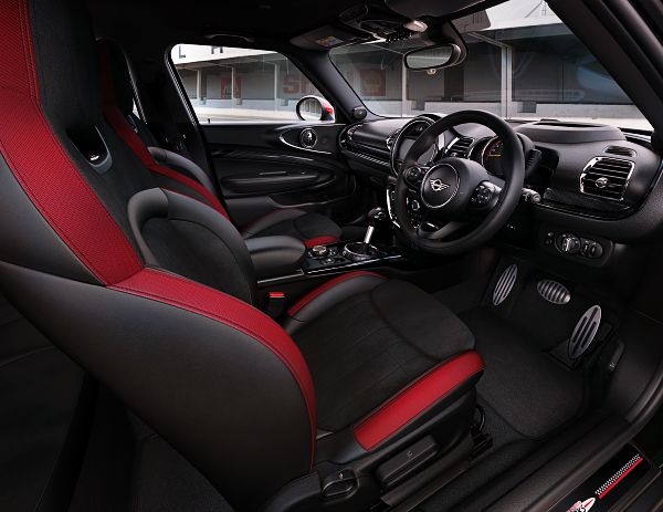 MINI JCW Clubman 2017 MINI JCW Clubman 2017