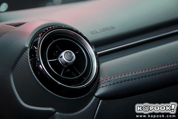 Mazda CX-3 ปี 2017 Mazda CX-3 ปี 2017