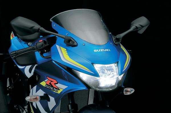 Suzuki GSX-R150 ปี 2017 Suzuki GSX-R150 ปี 2017