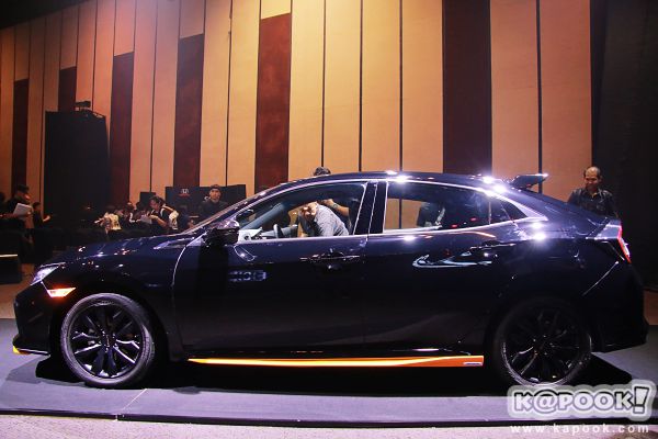 Honda Civic Hatchback 2017 ใหม่ Honda Civic Hatchback 2017 ใหม่