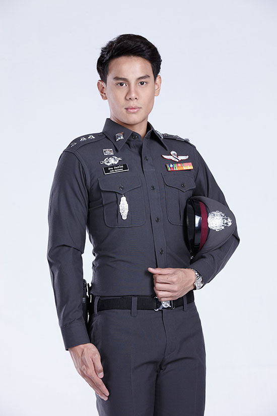 แบงค์ อาทิตย์ แบงค์ อาทิตย์