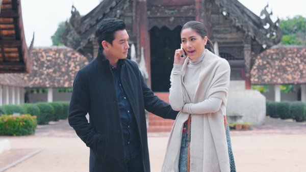 เดือนประดับดาว เดือนประดับดาว