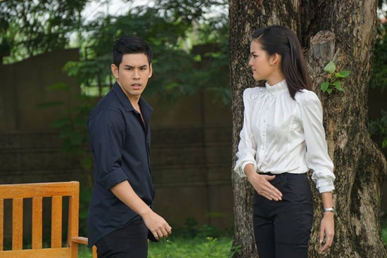 หงส์เหนือมังกร หงส์เหนือมังกร