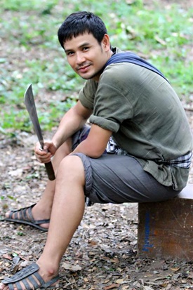 ไผ่ พงศธร ไผ่ พงศธร