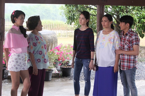 รักหลงโรง รักหลงโรง