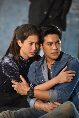 รักหลงโรง รักหลงโรง