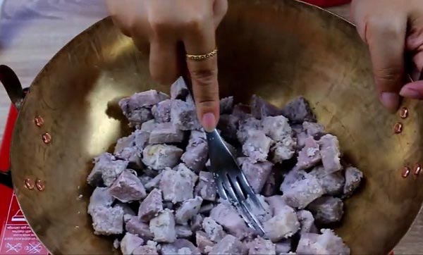 ขนมเม็ดขนุน ขนมเม็ดขนุน