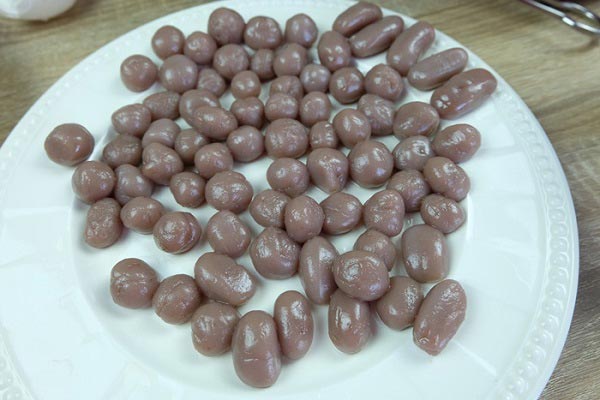 ขนมเม็ดขนุน ขนมเม็ดขนุน