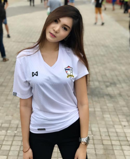 แฟนนักบอลไทย แฟนนักบอลไทย
