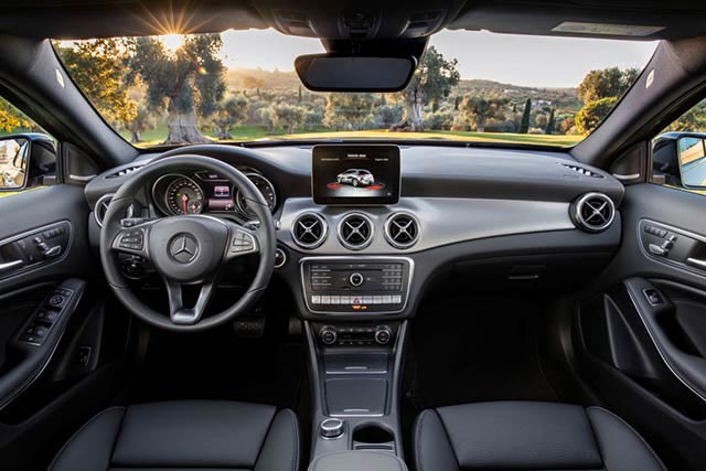 Mercedes-Benz Mercedes-Benz