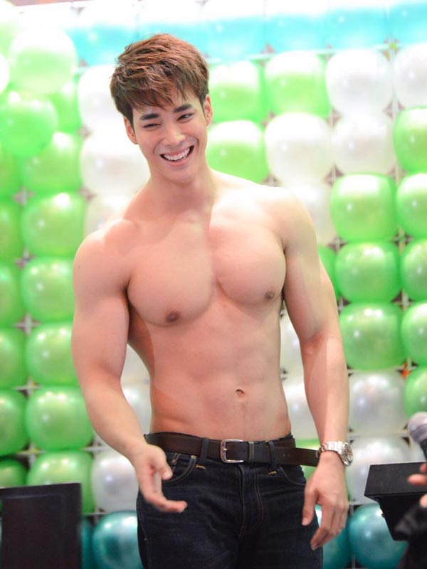 ดารากล้ามสวย ดารากล้ามสวย