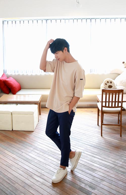 เสื้อยืดผู้ชาย เสื้อยืดผู้ชาย