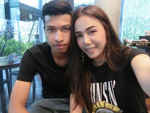 แฟนนักบอลไทย แฟนนักบอลไทย