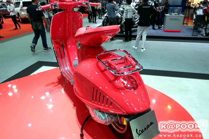 VESPA 946 RED VESPA 946 RED