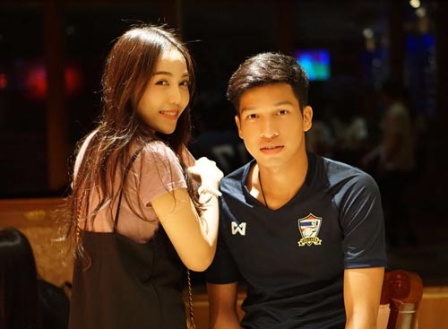 แฟนนักบอลไทย แฟนนักบอลไทย