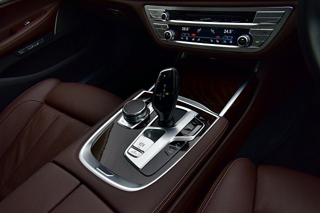BMW Series 7 ปี 2017 BMW Series 7 ปี 2017
