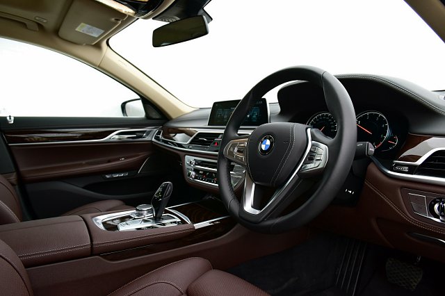 BMW Series 7 ปี 2017 BMW Series 7 ปี 2017