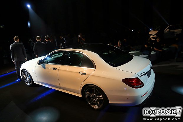 Mercedes-Benz Mercedes-Benz
