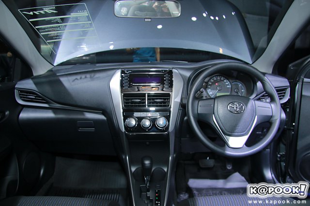 Toyota Yaris Ativ 2017 Toyota Yaris Ativ 2017