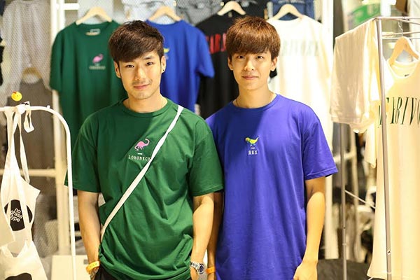 Cat T-Shirt 5 Cat T-Shirt 5