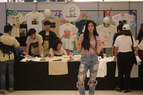 Cat T-Shirt 5 Cat T-Shirt 5