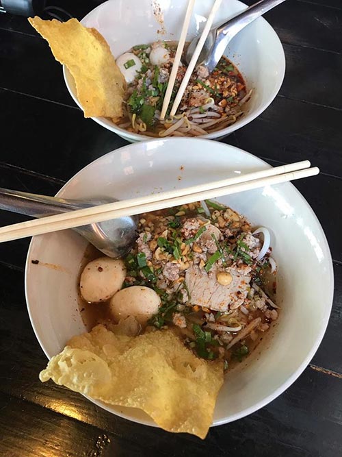 ร้านก๋วยเตี๋ยวริมน้ำ นนทบุรี ร้านก๋วยเตี๋ยวริมน้ำ นนทบุรี